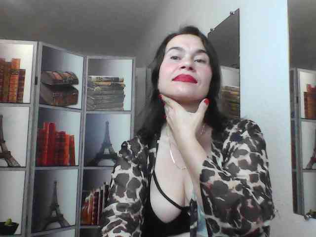 HelenMoo webcam