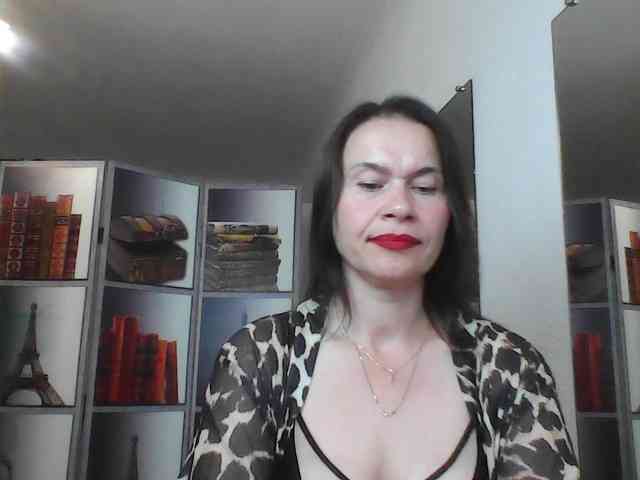 HelenMoo webcam