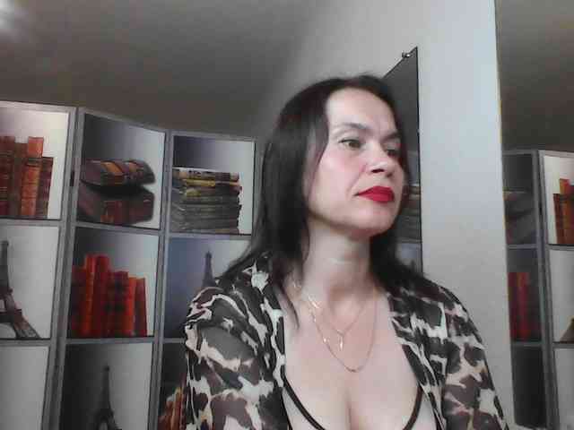 HelenMoo webcam