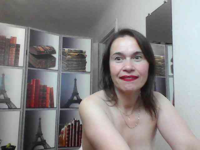 HelenMoo webcam