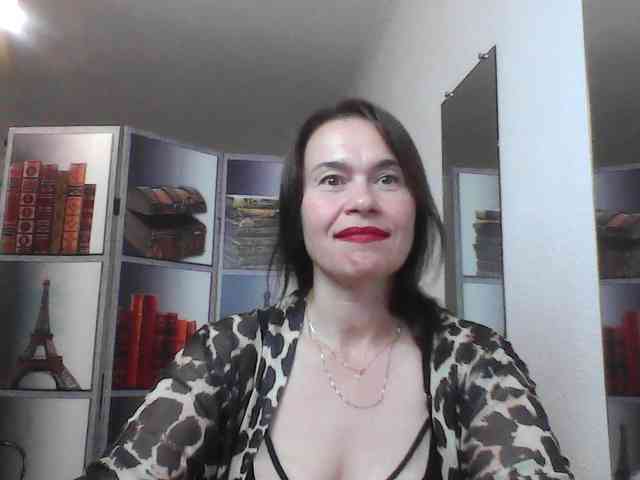 HelenMoo webcam