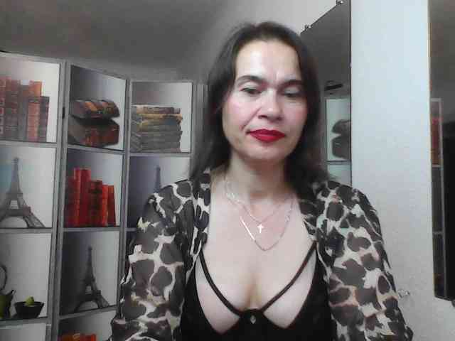HelenMoo webcam