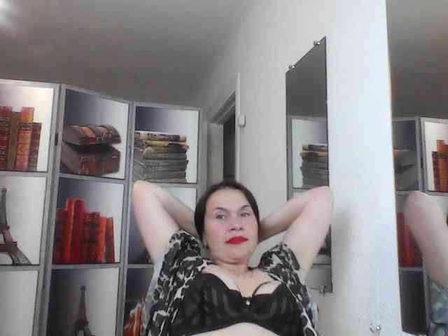 HelenMoo webcam