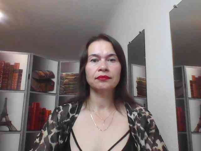 HelenMoo webcam