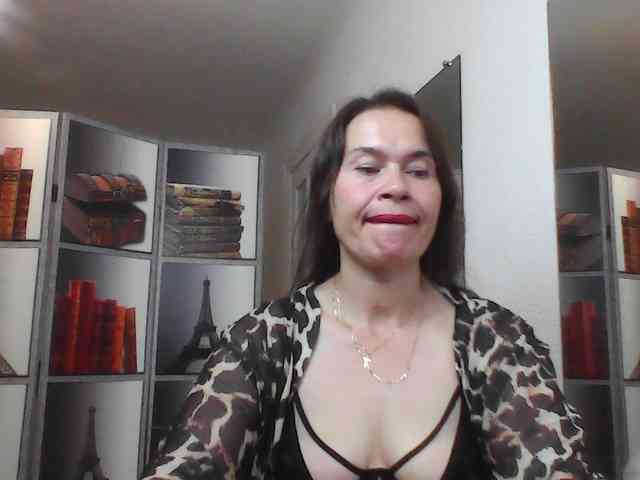 HelenMoo webcam