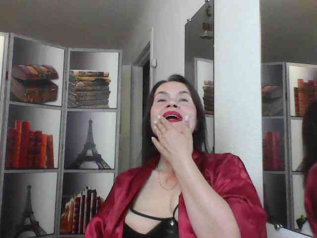 HelenMoo webcam