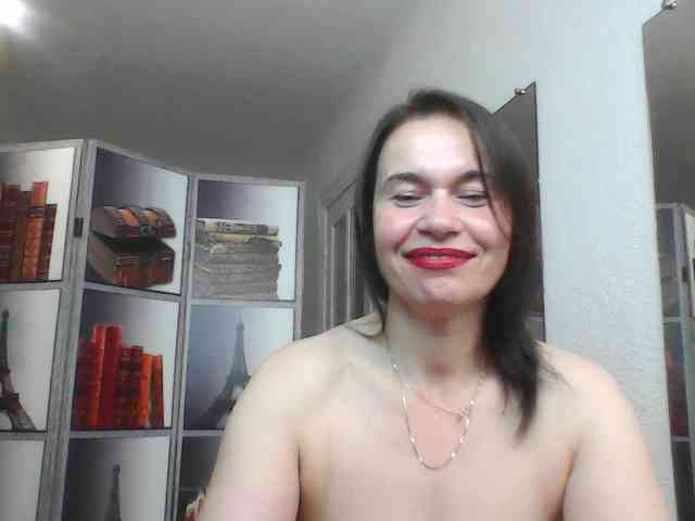 HelenMoo webcam