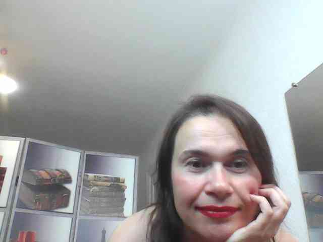 HelenMoo webcam