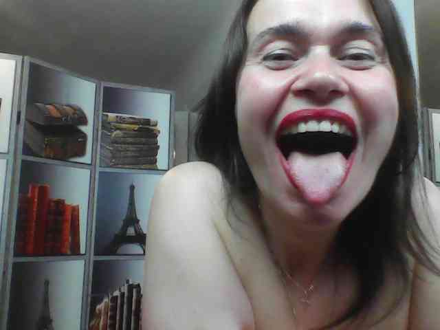 HelenMoo webcam