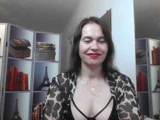 HelenMoo webcam
