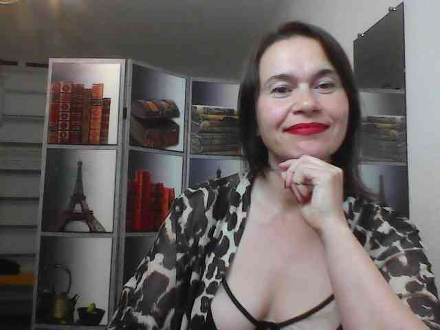 HelenMoo webcam