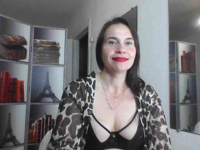 HelenMoo webcam