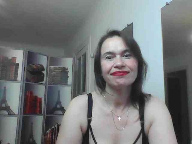 HelenMoo webcam