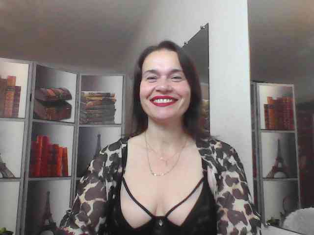 HelenMoo webcam