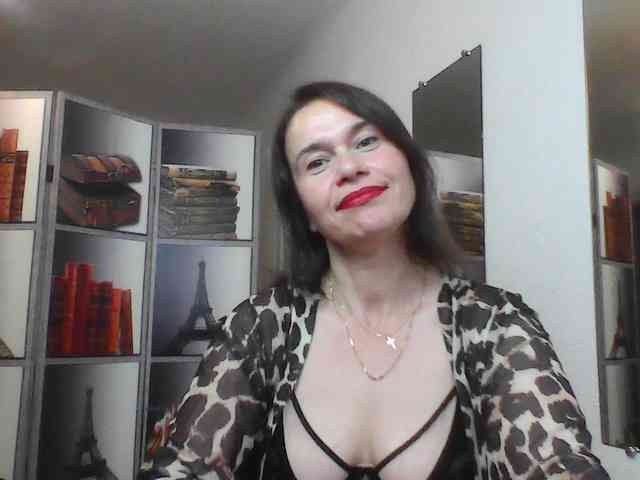 HelenMoo webcam