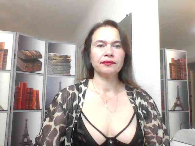 HelenMoo webcam