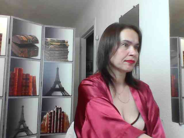 HelenMoo webcam