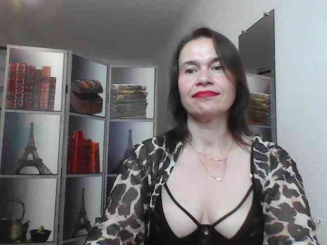 HelenMoo webcam