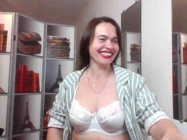 HelenMoo webcam
