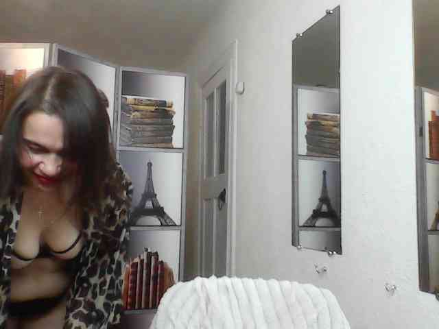HelenMoo webcam