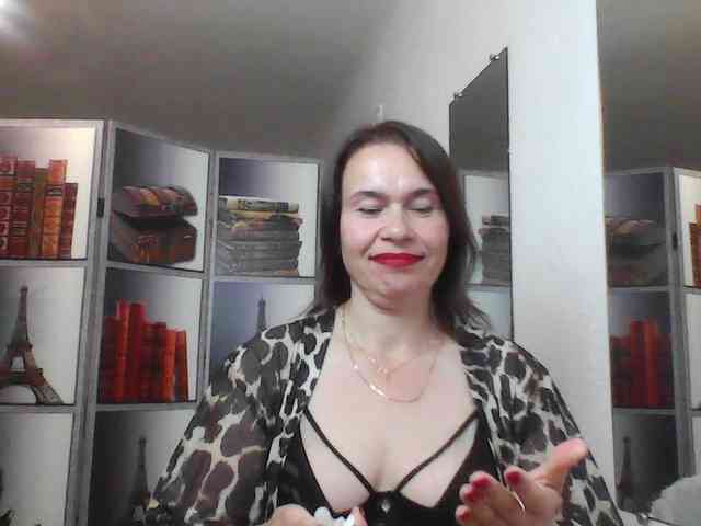 HelenMoo webcam