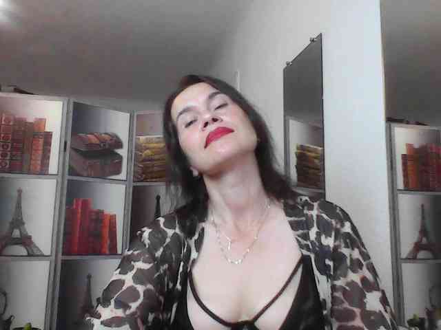 HelenMoo webcam