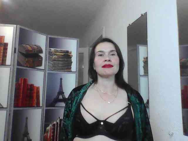 HelenMoo webcam