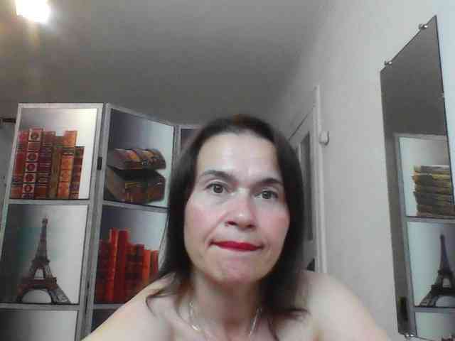 HelenMoo webcam