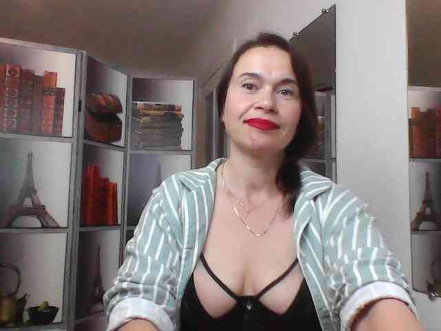 HelenMoo webcam