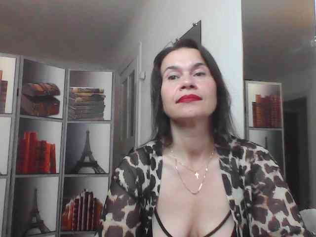 HelenMoo webcam