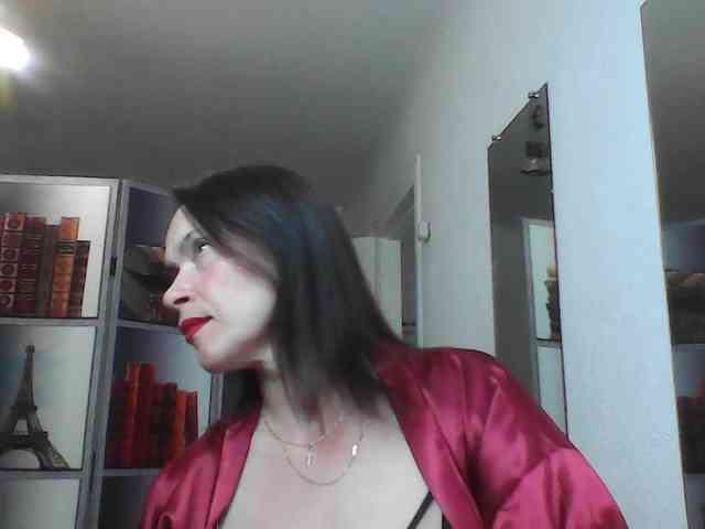 HelenMoo webcam