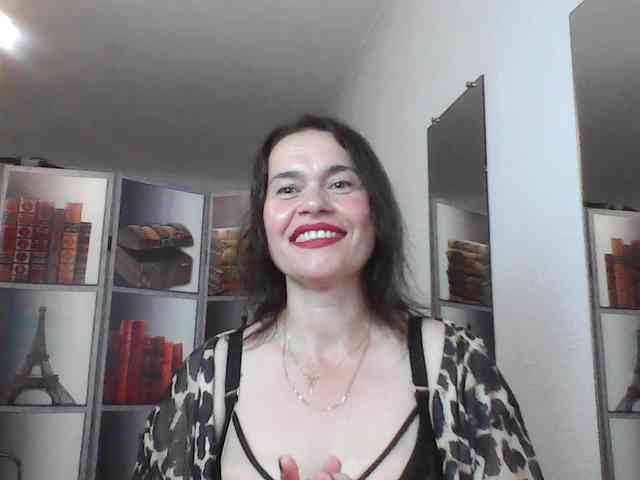 HelenMoo webcam
