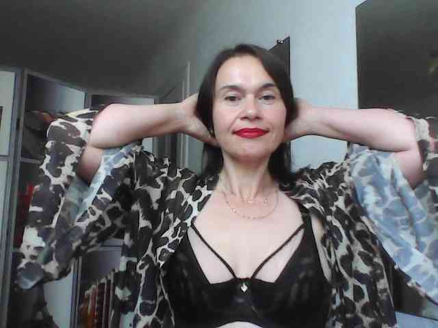 HelenMoo webcam