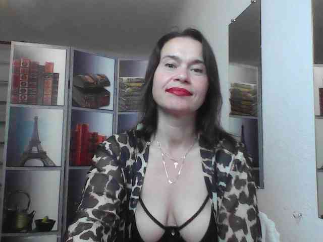 HelenMoo webcam