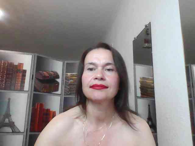 HelenMoo webcam
