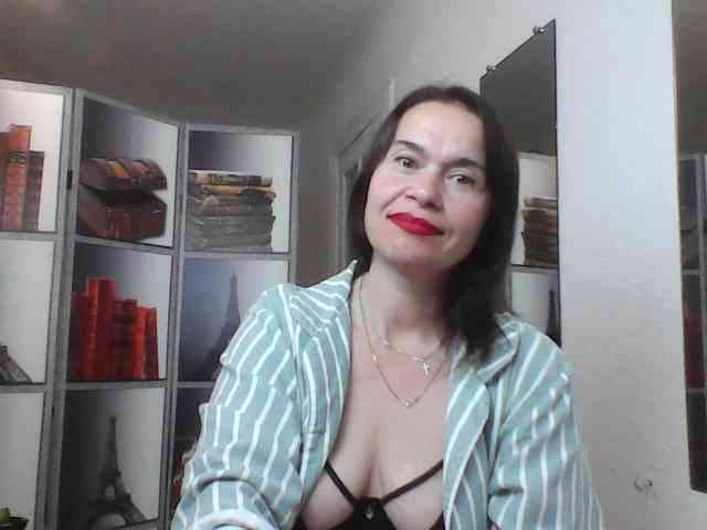 HelenMoo webcam