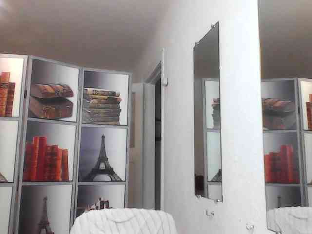 HelenMoo webcam