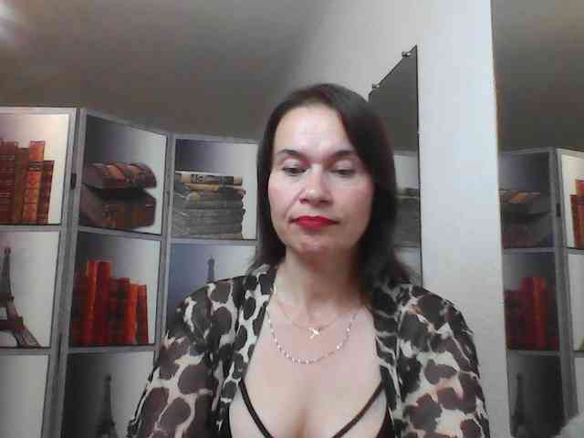 HelenMoo webcam