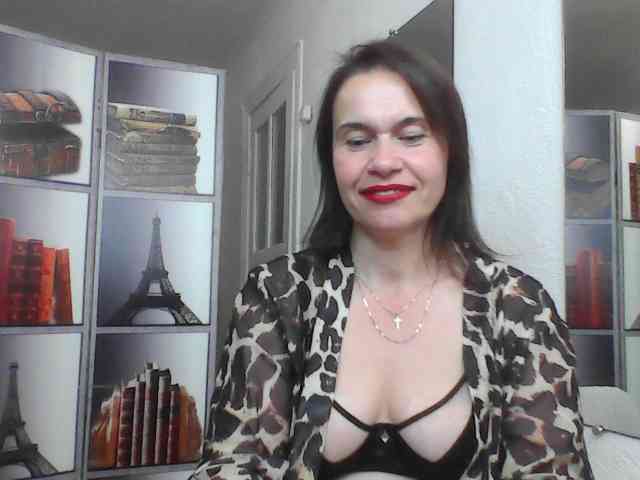 HelenMoo webcam