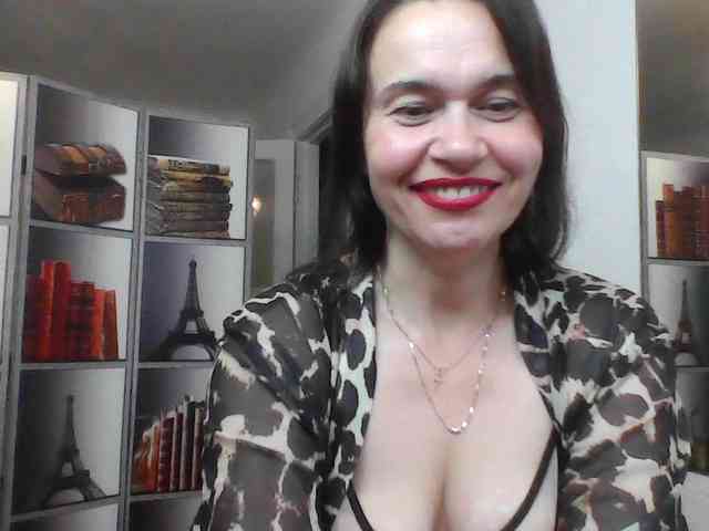 HelenMoo webcam