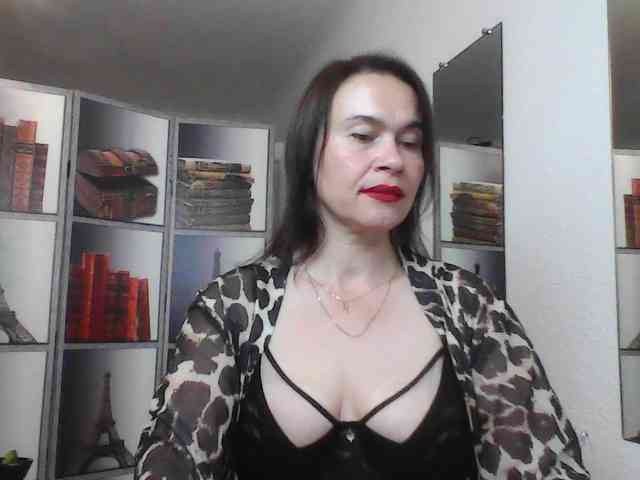 HelenMoo webcam