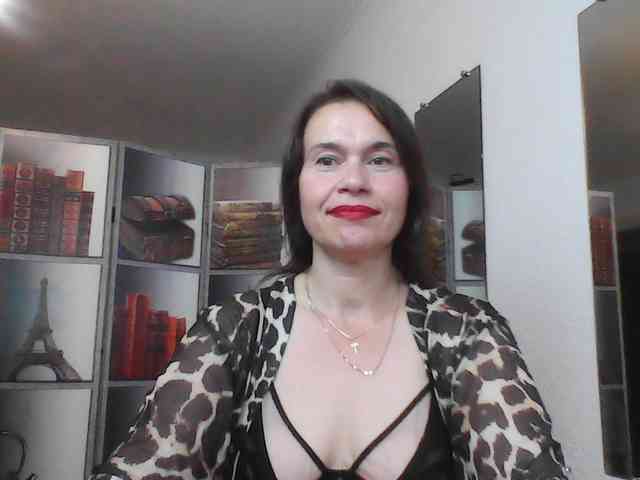 HelenMoo webcam