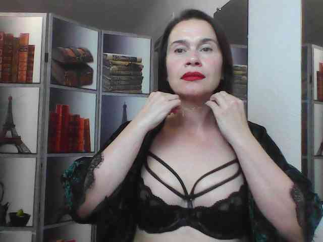 HelenMoo webcam