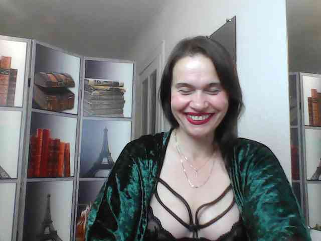HelenMoo webcam