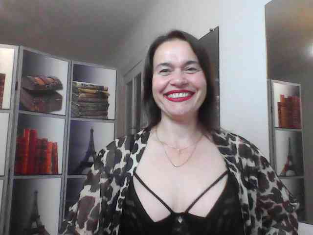 HelenMoo webcam