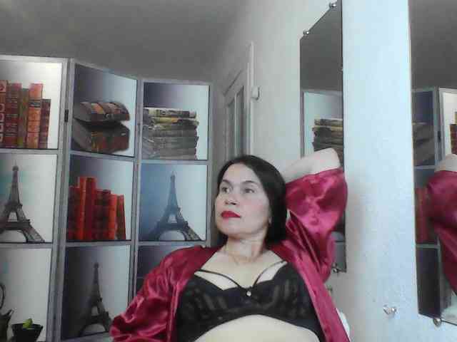 HelenMoo webcam