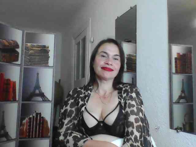 HelenMoo webcam