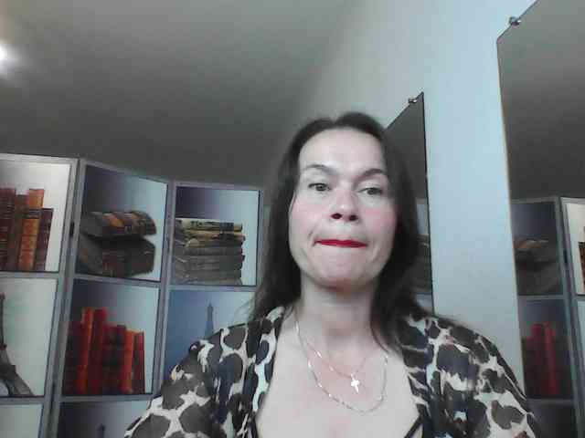 HelenMoo webcam