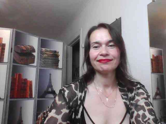 HelenMoo webcam