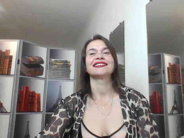 HelenMoo webcam